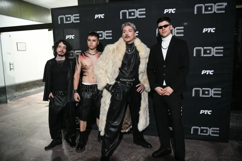 Sırbistan'da PZE ikinci yarı final akşamı futbol maçı uzatmaları nedeniyle ertelendi