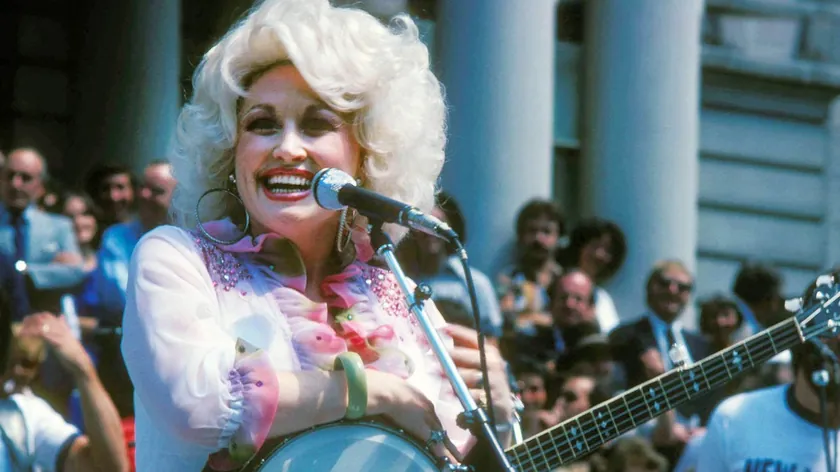 Donald Trump Doli Parton'ın Ölümü Üzerine Açıklamada Bulundu "Bu Akşam Saat 18'den itibaren..."