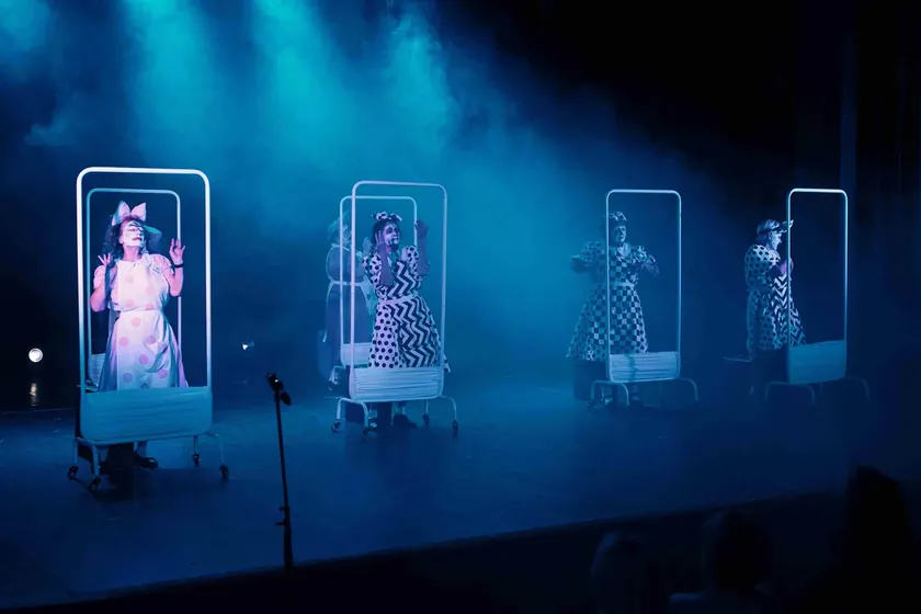 Sırbistan Belgrad'da 'Beni Unutma' Oyunu Demans ve Yaşlı Bakımına Vurgu Yapıyor