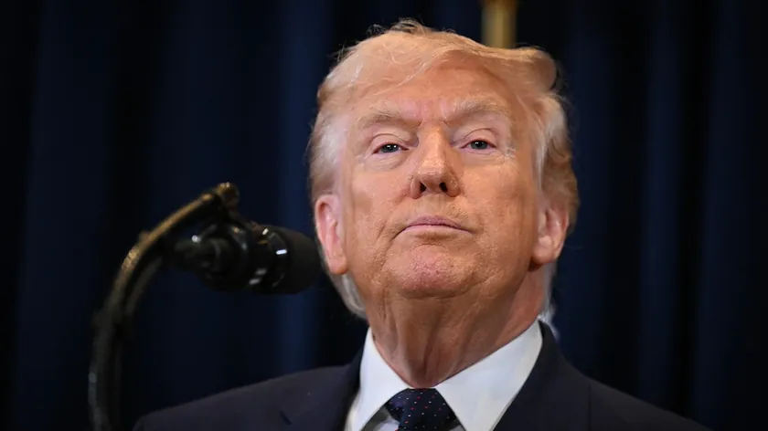 ABD Başkanı Trump İran ile görüşmeye hazır olduğunu açıkladı ancak şaşkınlığını belirtti