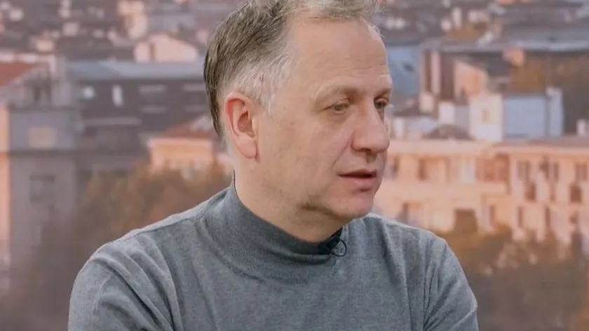 Sırbistan'da Seçim Tarihi Tartışmaları: Pejiç Seçimlerin Yıl Sonuna Daha Yakın Olduğunu Belirtti