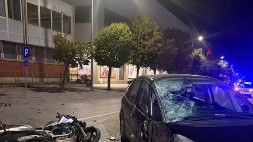 Motosikletli Požegi'nde kazada yaralandı.
