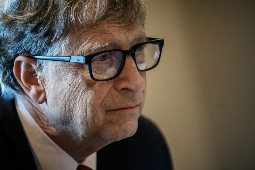 Bill Gates yapay zekanın daha iyi düzenlenmesi çağrılarına katıldı