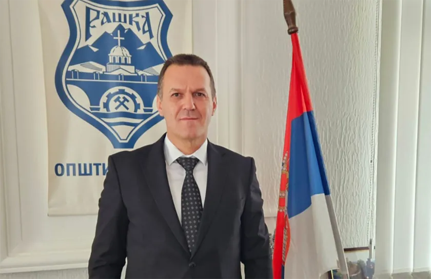 Raşka'dan vatandaşlar yerel yöneticilerin istifasını talep etti