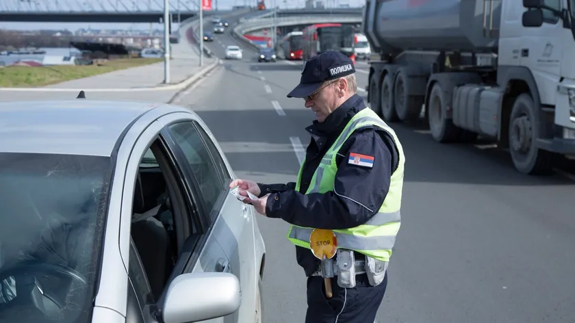 Sırbistan'da Emniyet Kemeri ve Çocuk Taşıma Kurallarına Yönelik Kapsamlı Kontrol Başlıyor