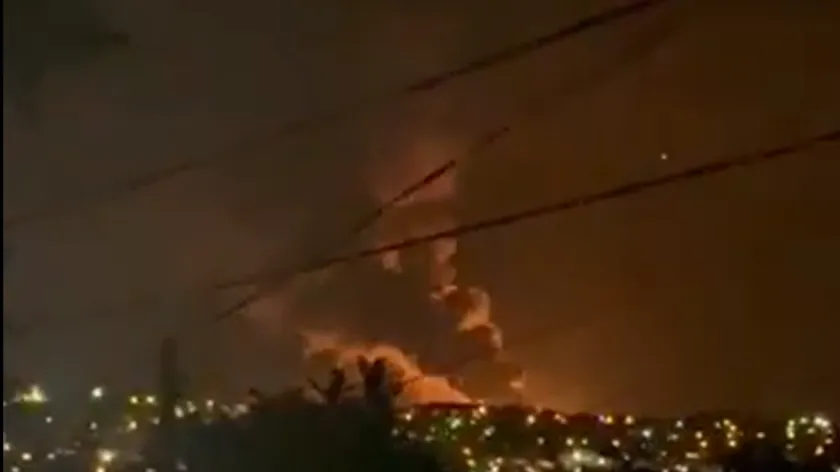 Ukrayna Kırım'daki petrol terminallerini vurdu, Kırım Köprüsü'ne saldırı sinyali verdi