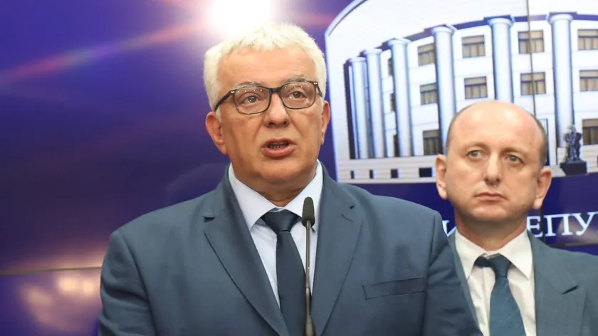 Karadağ Meclis Başkanı'nın Yeğeni Parlamentoya Ait Aracı Çalmaktan Hapis Cezası Aldı