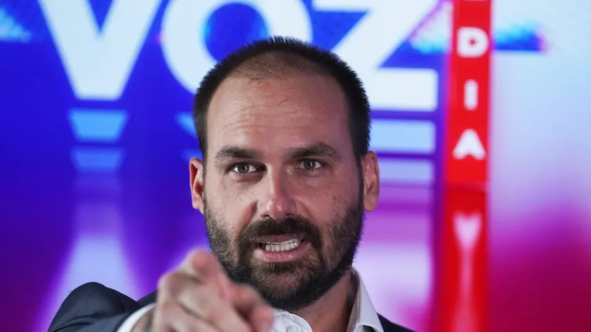 Eduardo Bolsonaro, Žair Bolsonaro'nun Oğlu, Amerika'da Yeşil Kartı Aldı