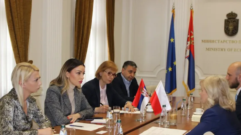 Sırbistan Ekonomi Bakanı Mesarović AB ülkelerindeki sürücü sorunlarını büyükelçilerle ele aldı