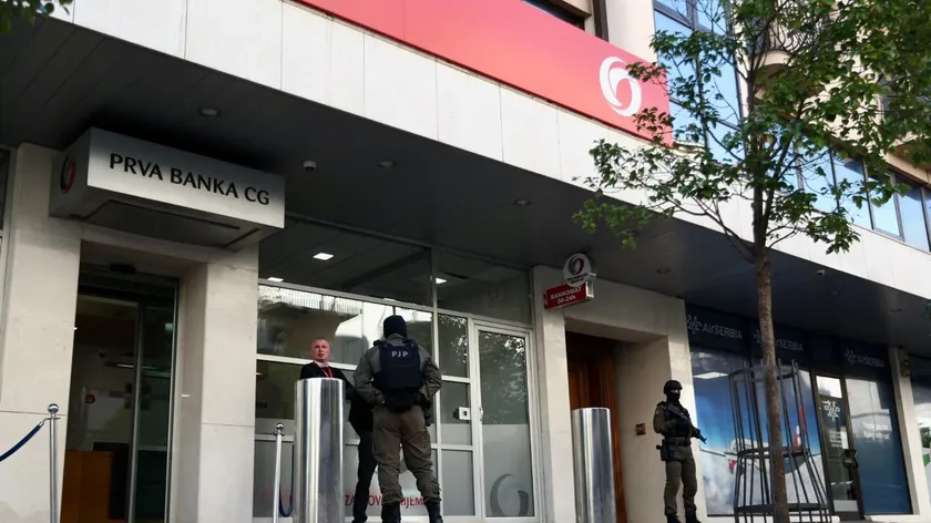 Karadağ'da Milo Đukanović'in kardeşi yasa dışı silah bulundurmaktan gözaltında