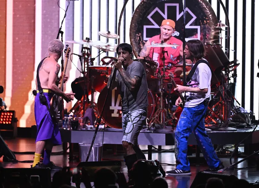 Red Hot Chili Peppers üyeleri Netflix belgeselinin grup hakkında olmadığını belirtti.