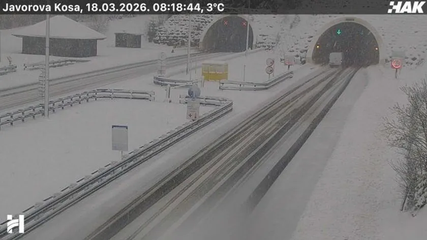 Hırvatistan'da yoğun kar ve fırtınalı rüzgar nedeniyle kritik uyarılar yapıldı