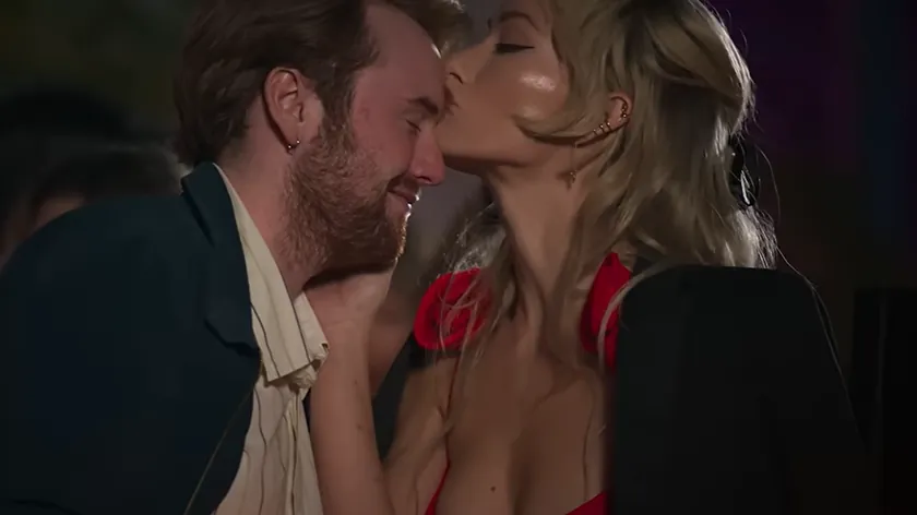 Amerikalı senarist ve yönetmen Greg Araki'nin "I Want Your Sex" filmi hakkında açıklamaları.