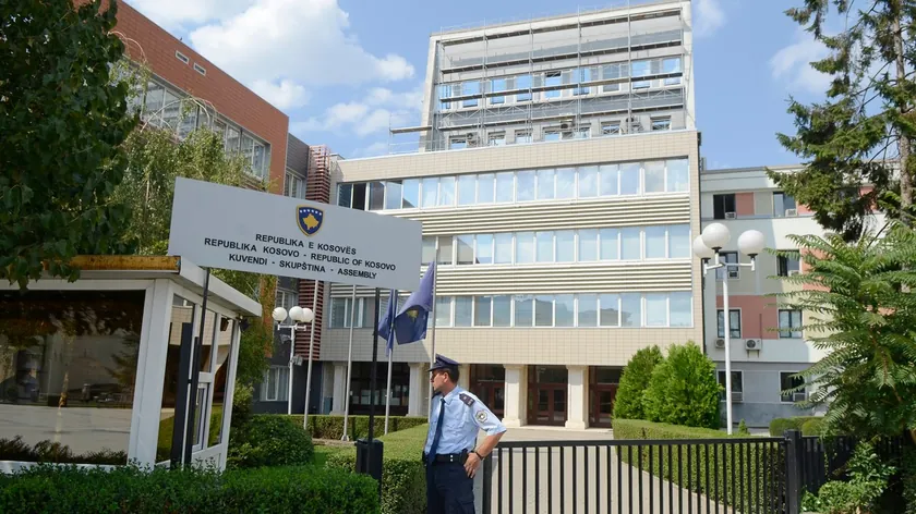 Kosova'da dokuz Sırp'ın gözaltı süresi 48 saat uzatıldı