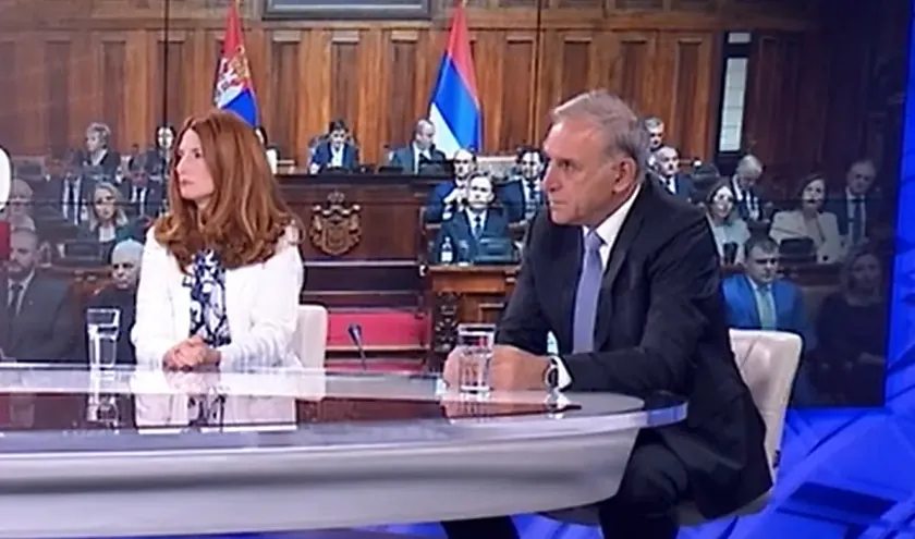 Sırpistan Cumhurbaşkanı Aleksandar Vučić'in gücünü küçümsememek gerekiyor, rejim sosyal legitimiteti kaybetmiş olsa da hala iktidarı korumak için mekanizmalarına sahip.