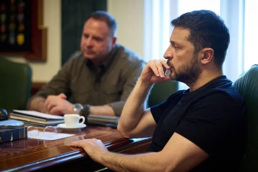 Ukrayna'da Zelenskiy'nin eski özel kalem müdürü yolsuzlukla suçlanıyor