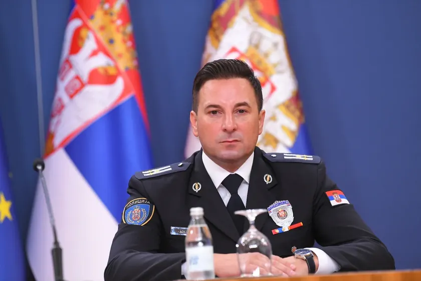 Sırbistan'da Kayıp Şahıs Soruşturması: Belgrad Polis Teşkilatı Başkanı Vatandaş Sıfatıyla İfade Verdi