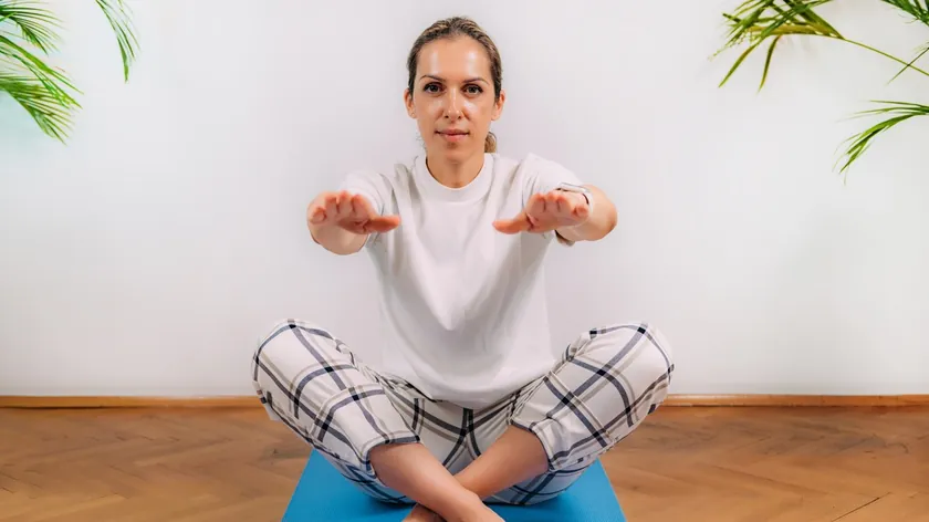 Basit Oturma-Kalkma Testi Vücut Gücü, Esneklik ve Ölüm Riskini Ortaya Koyuyor