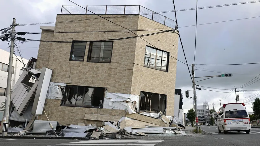 Japonya'da neden sık ve yıkıcı depremler oluyor?