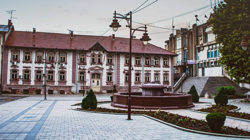 Aranđelovac'taki muhalefet seçimlere katılmayıp öğrenci listesini destekleyeceklerini bildirdi