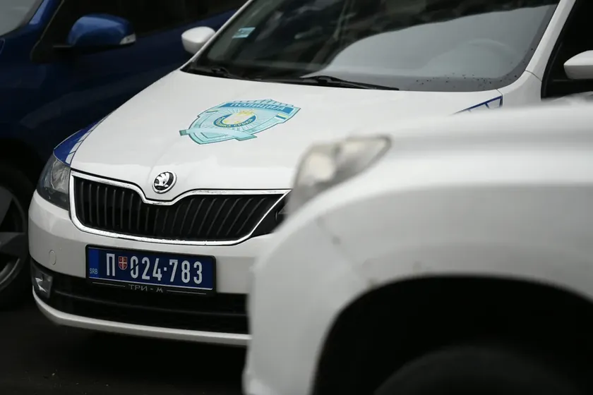 İki Kişi Yasadışı Ticaret Suçuyla Gözaltına Alındı