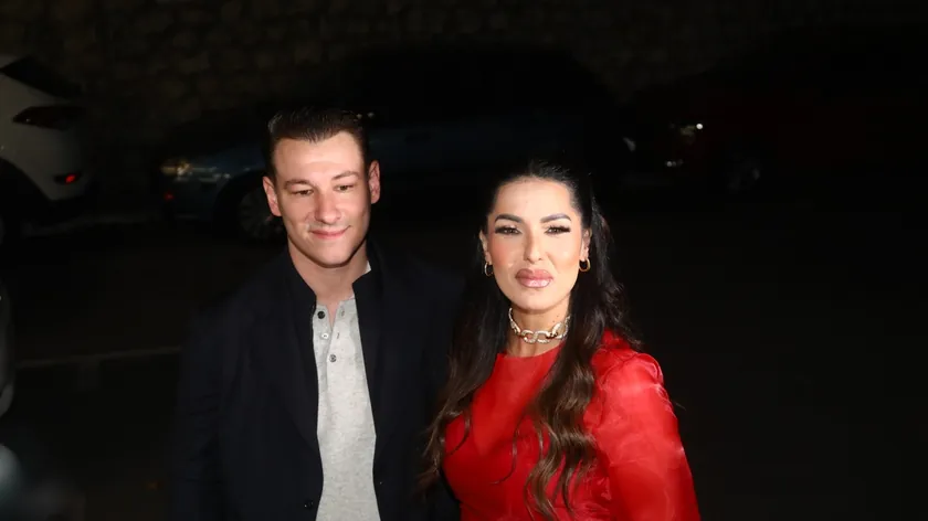 Tanja Savić, Muhamed Muki Bešić ile birlikte bir konsertide aşkını ve gelecek planlarını paylaştı.