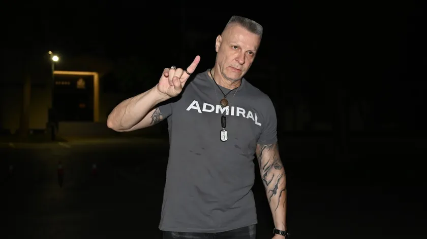 Sırp müzisyen Đorđe David, sosyal medyada kızı Staša ile birlikte seyahat ettiğini duyurdu.