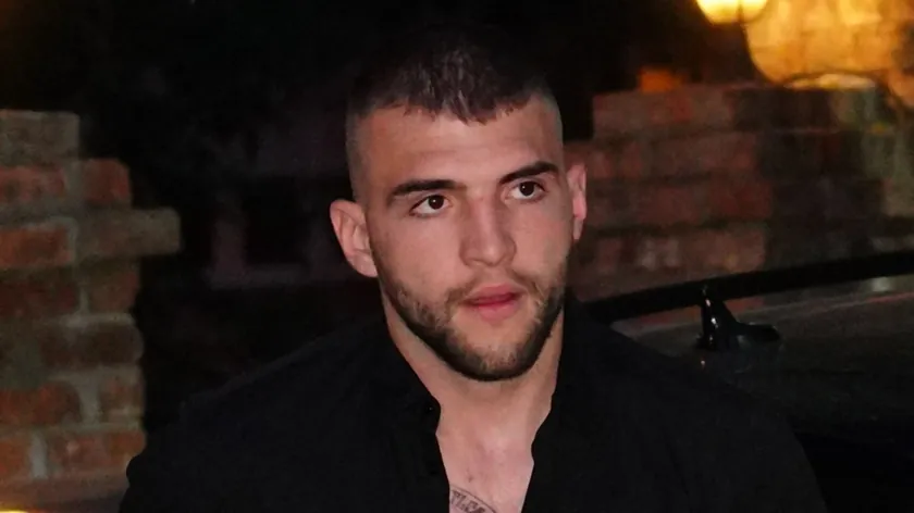 Veljko Ražnatović, çocukluk fotoğrafını paylaştı ve izlenimlere yol açtı.