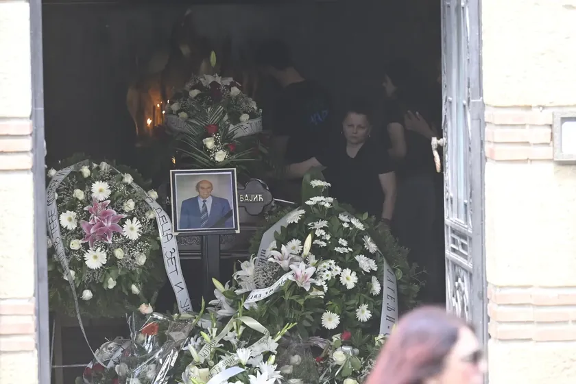 Ünlü Sırp sanatçı Andrija BajiÄ defnedildi.