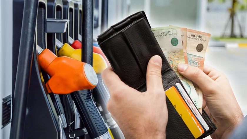 Sırbistan'da akaryakıt vergileri indirildi, evrodizel Bosna Hersek'ten daha uygun hale geldi