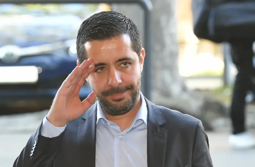 Eski Bakan Toma Mona Sessizliğini Bozdu: Mali Soruşturma ve Ev Hapsi Kararı Hakkında Konuştu