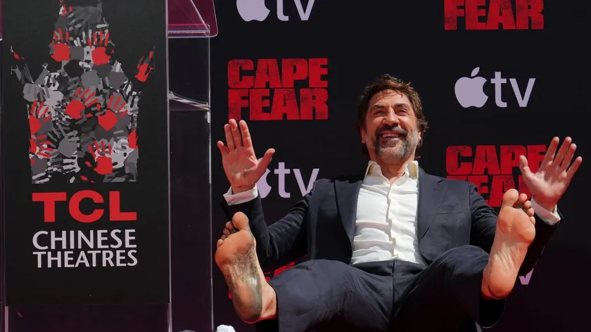 İspanyol oyuncu Javier Bardem Hollywood'da tarihi tiyatro önünde izlerini bıraktı