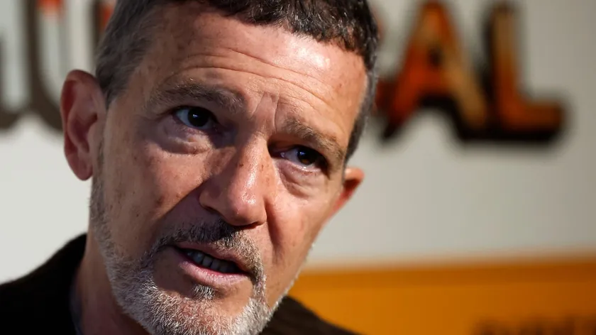 Antonio Banderas Kalp Krizinin Ardından Hollywood Yerine Malaga ve Ailesine Yöneldi