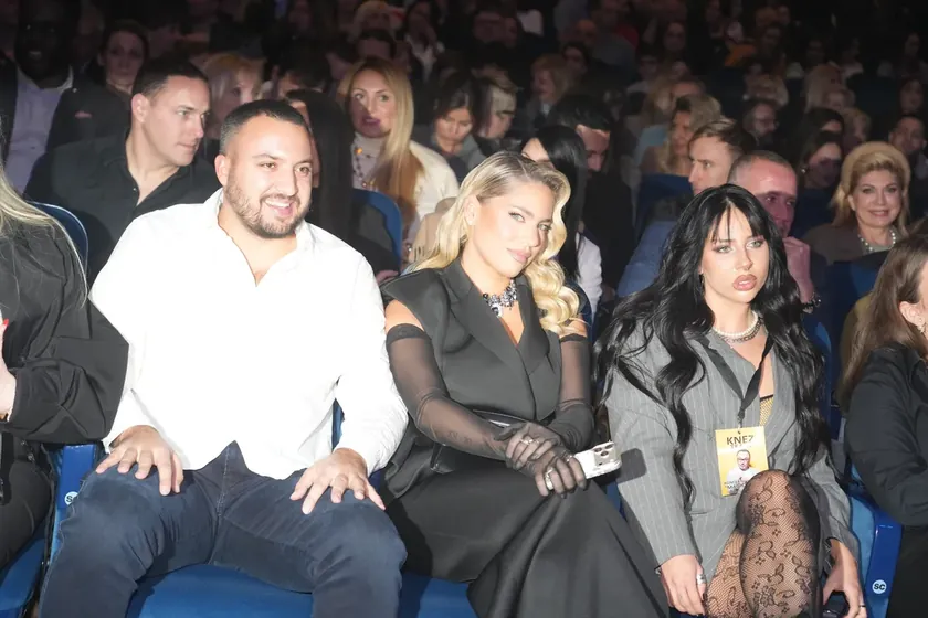 Ksenija Knežević'in yeni doğan kızı Matea.