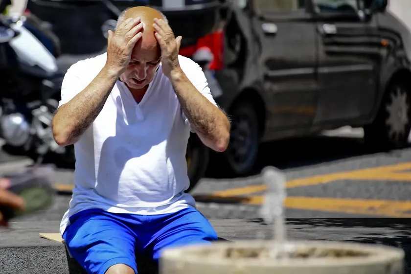 Sırbistan'da 6 gün sürecek üçüncü sıcak hava dalgası başladı Gündüz yine 40 dereceye kadar çıkabilir, geceleri ise tropikal sıcaklıklar hakim olacak, işte başlangıç tarihi ve Eylül ayında ne kadar sıcaktır.