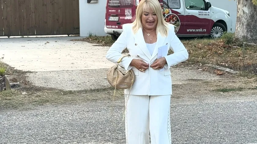 Jelena Jovičić üçüncü kez evlendi.