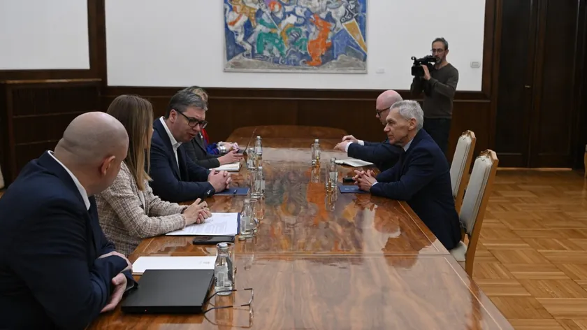 Sırbistan Cumhurbaşkanı Aleksandar Vučić bugün Rusya Federasyonu'nun Sırbistan Büyükelçisi Aleksandr Bocan-Harčenko ile görüşecek.