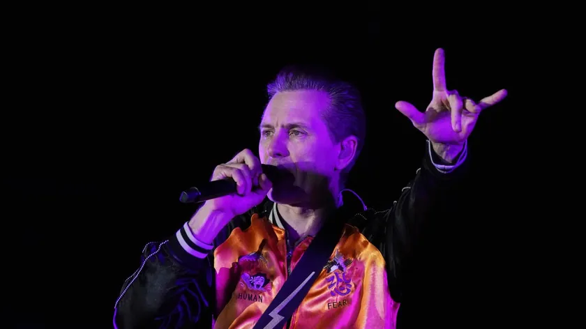 Franz Ferdinand İsrail ordusunu savaş videosunda şarkılarını izinsiz kullandığı için eleştirdi