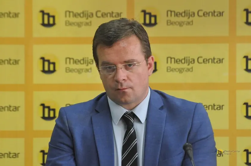 Sırbistan'da Avukat Čedomir Stojković Bir Aydır Tutuklu: Hizmet Sırrı İfşası