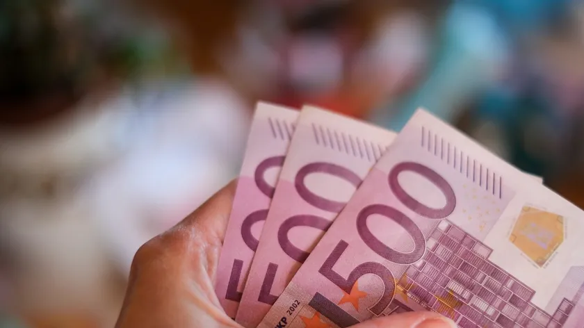 Şved bankaları vatandaşlara kriz durumlarında ne kadar nakit bulundurmaları gerektiği konusunda tavsiyelerde bulundu.