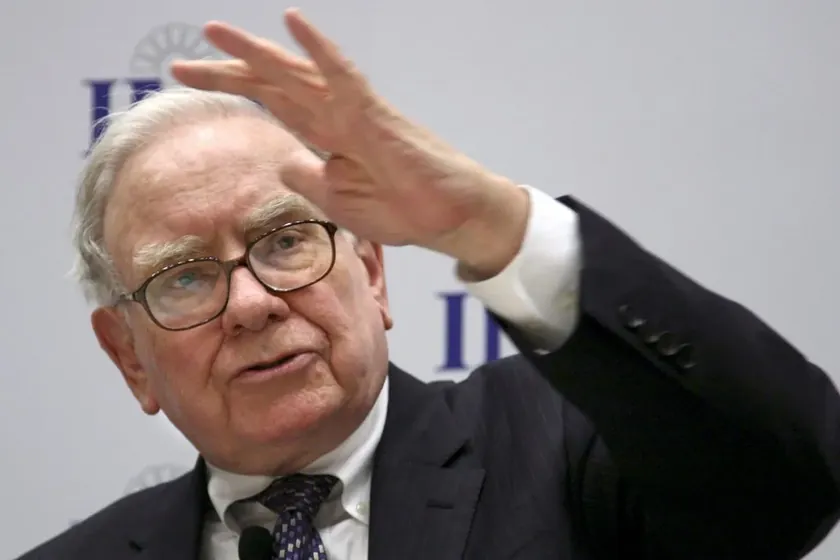 Amerikalı iş insanı Warren Buffett (Voren Bafet), 50 yıl sonra görevinden istifa ediyor.