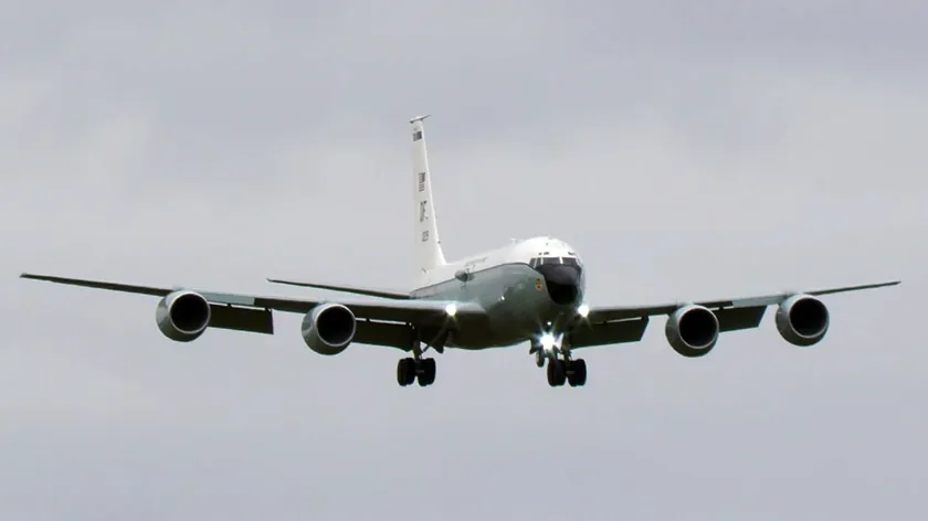 Avion kazaları aksiyon filmlerinde görülen sahneler gibi "U düşmeden önce sadece 30 saniyeniz var!"