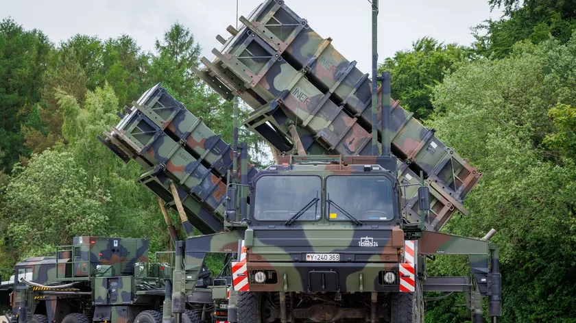 ABD'nin NATO Daimi Temsilcisi Metju Vitaker Uzmanlar, Ukrayna ile "Patriot" Roketlerinin Üretimi Hakkında Uzun Vadeli Bir Anlaşmanın Bu Kışa Kadar İmza Atılmayacağını Bildirdi.