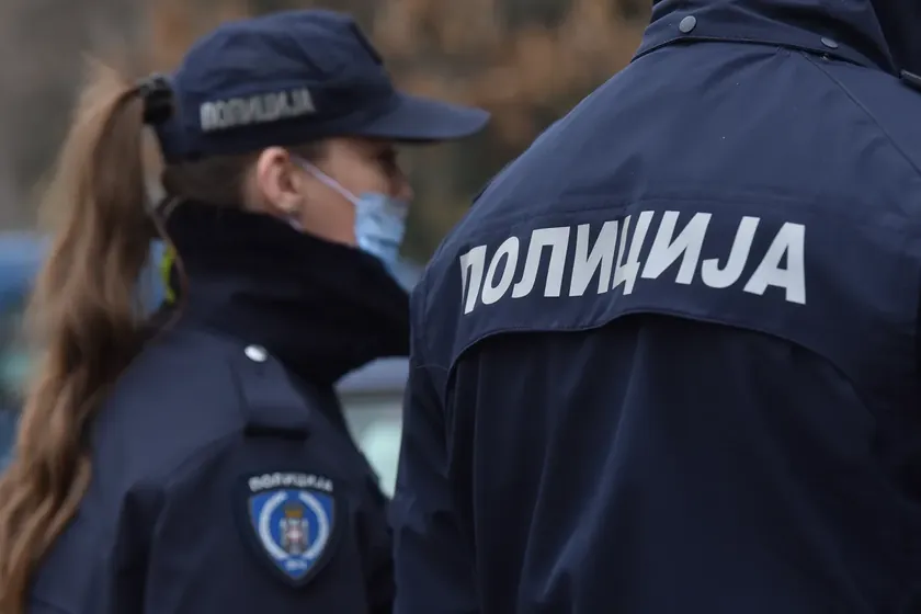 Sırbistan'ın Lazarevac kentinde kız arkadaşını bağlayıp işkence eden şüpheli gözaltına alındı