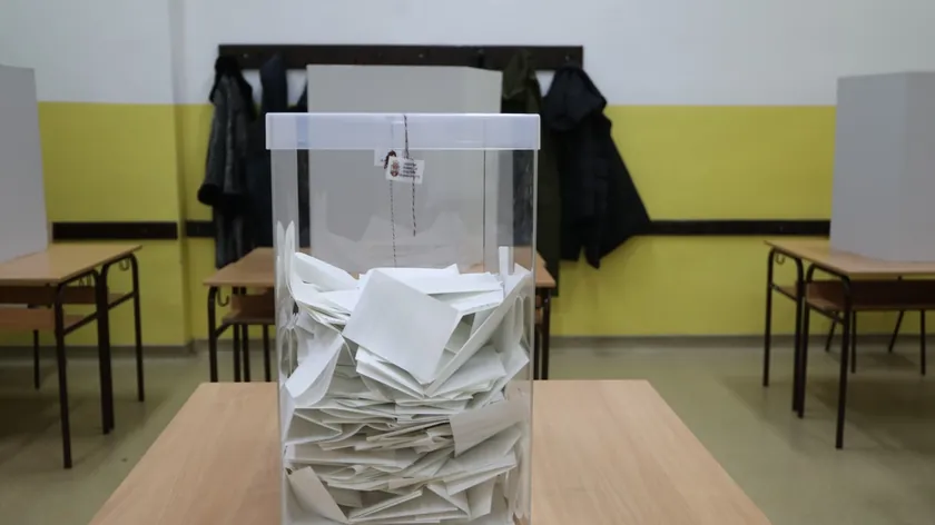 Sırbistan Bajina Bašta'da tekrarlanan yerel seçimlere katılım yüksek oldu