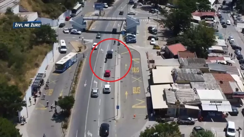 Karadağ polisinin dron kullanarak 16 sürücüyü cezalandırdığı bildirildi.
