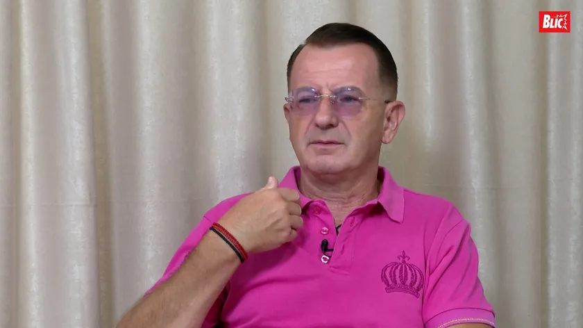 Folker Dejan Ćirković Ćira Saşe Popović'in yaşamı ve ölümünden sonraki döneme dair bilinmeyen detayları ortaya çıkardı.