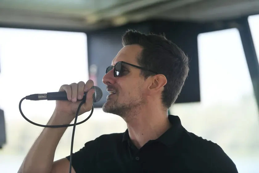 Sırp müzik grubu S.A.R.S.'ın öncüsü Žarko Kovačevic, influencerlerin müziğe olan ilgisi ve festival konsepti hakkında konuştu.