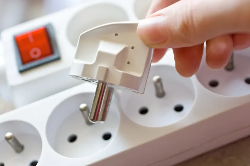 Sırbistan'da ZARYA markalı bir elektrik kablosu üreticisi tarafından yapılan hatanın ardından ürünün geri çağrılması yapıldı.