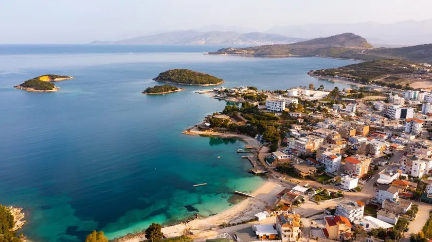 Sırbistanlı turistler için uygun fiyatlı bir tatil rotası Arnavutluk